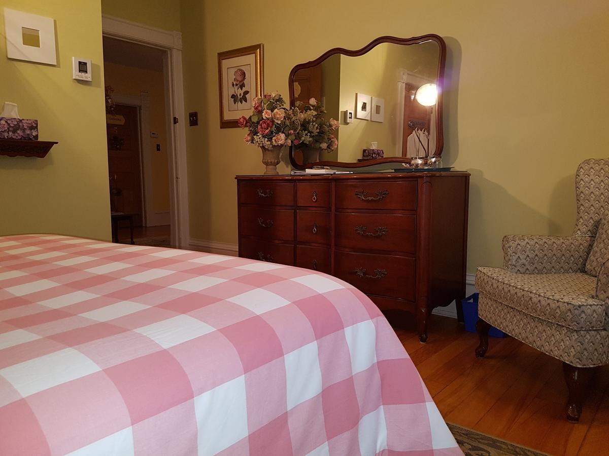 Les Trois Erables Boutique Inn Wakefield Extérieur photo